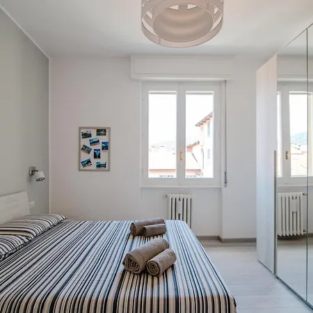 Bright - The House Of Travelers Apartmán *