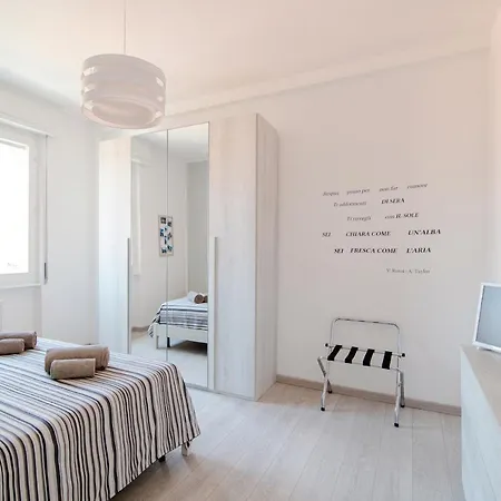 Bright - The House Of Travelers Apartment *