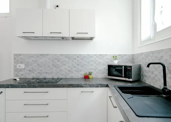 Bright - The House Of Travelers Apartman