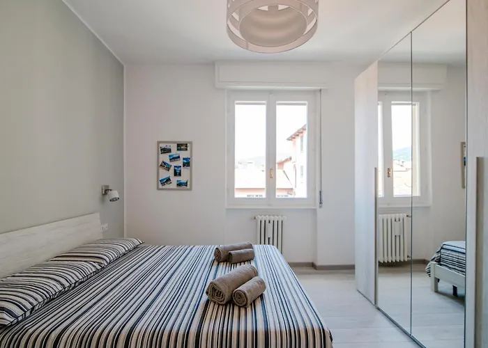 Bright - The House Of Travelers Apartman *