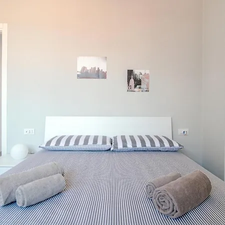 Bright - The House Of Travelers Appartement Côme